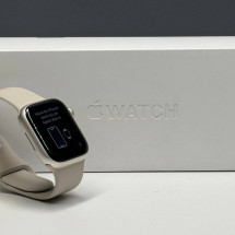 Apple Watch S8 41мм Starlight