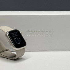 Apple Watch S8 41мм Starlight