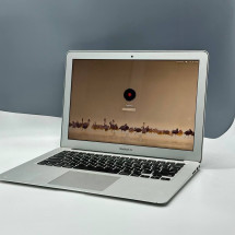 MacBook Air 13 (2014)