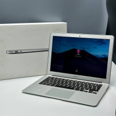MacBook Air 13 (2017)